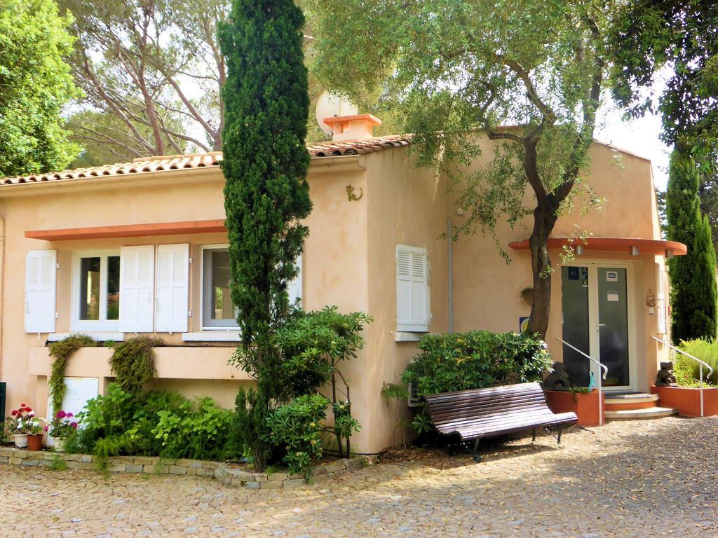 Athena Motel Saint Aygulf Kültér fotó
