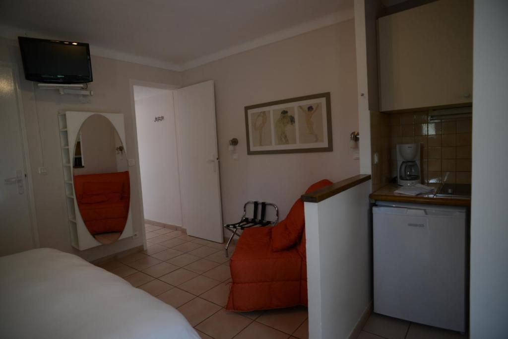 Athena Motel Saint Aygulf Kültér fotó