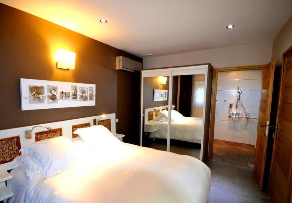 Athena Motel Saint Aygulf Kültér fotó